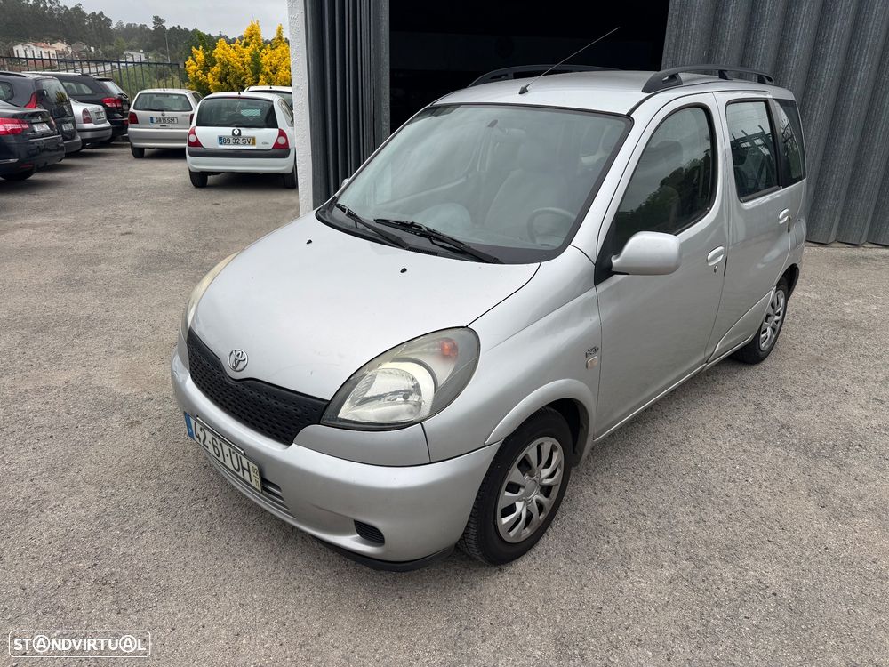 Toyota Yaris Verso 1.4 D-4D Sol - 21