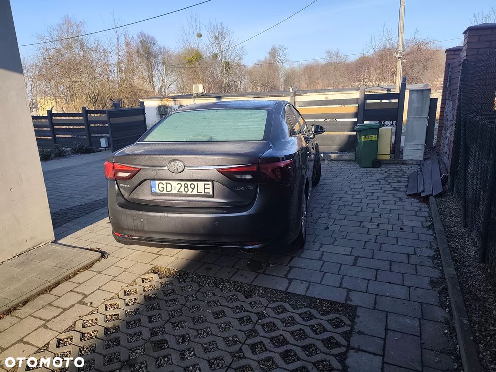 Toyota Avensis 1.8 Sol MS - 9