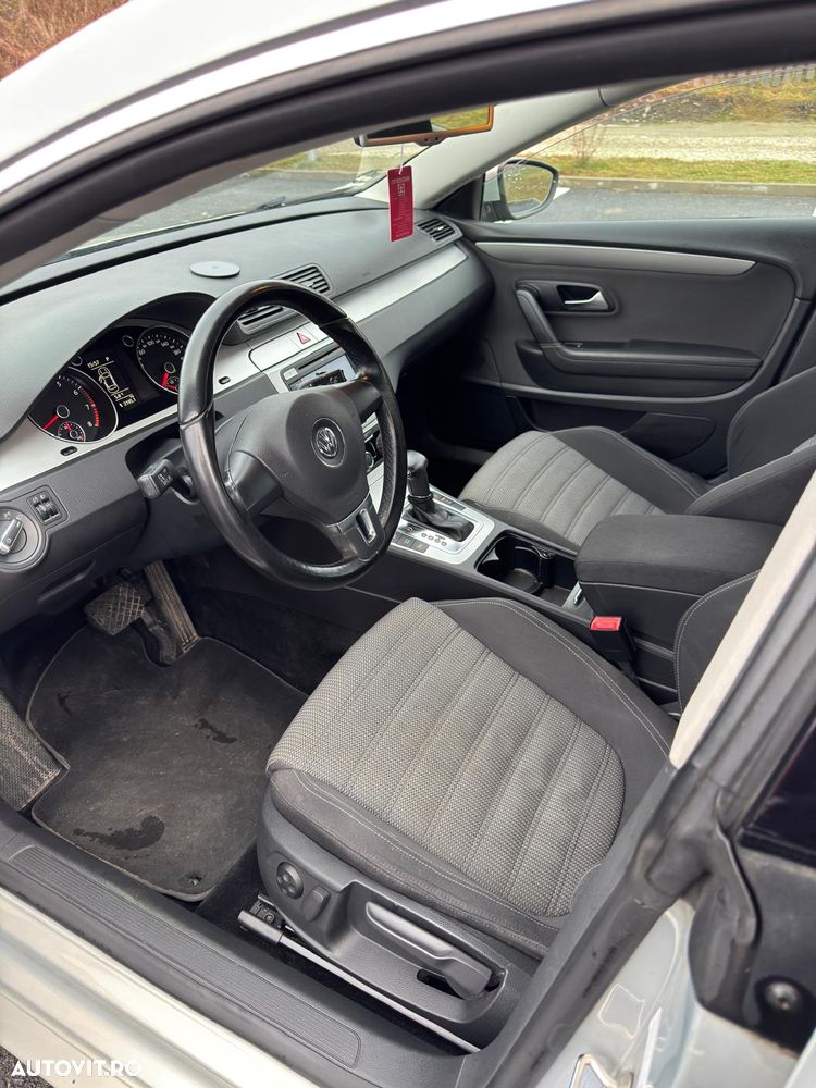Volkswagen Passat CC - 12