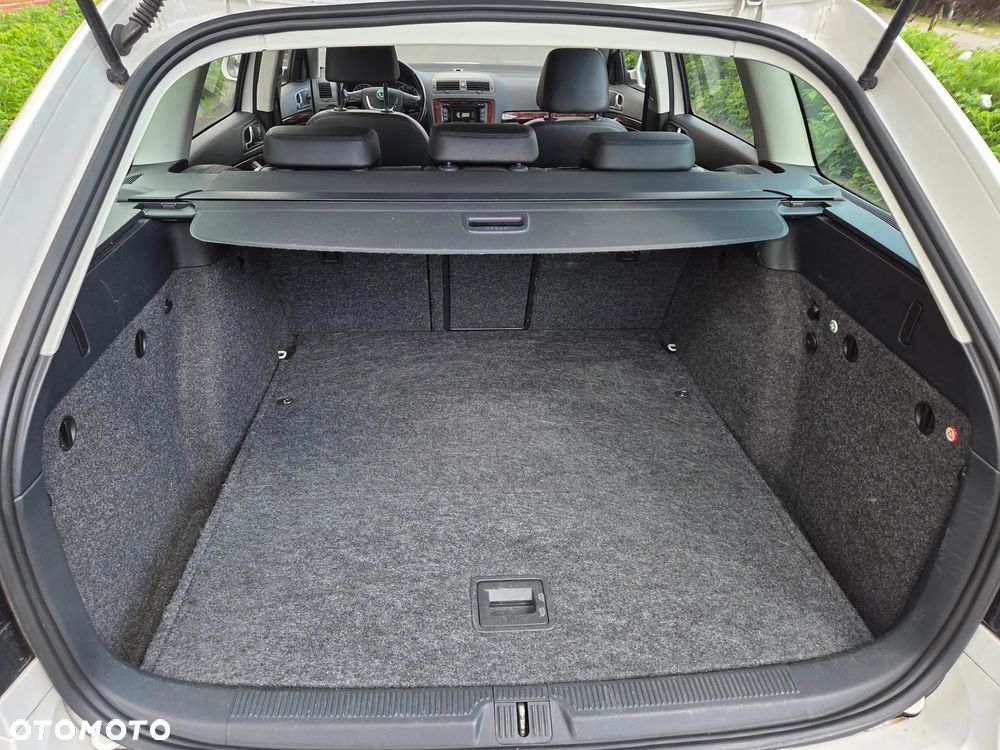 Skoda Octavia 1.6 TDI 4x4 Elegance - 11