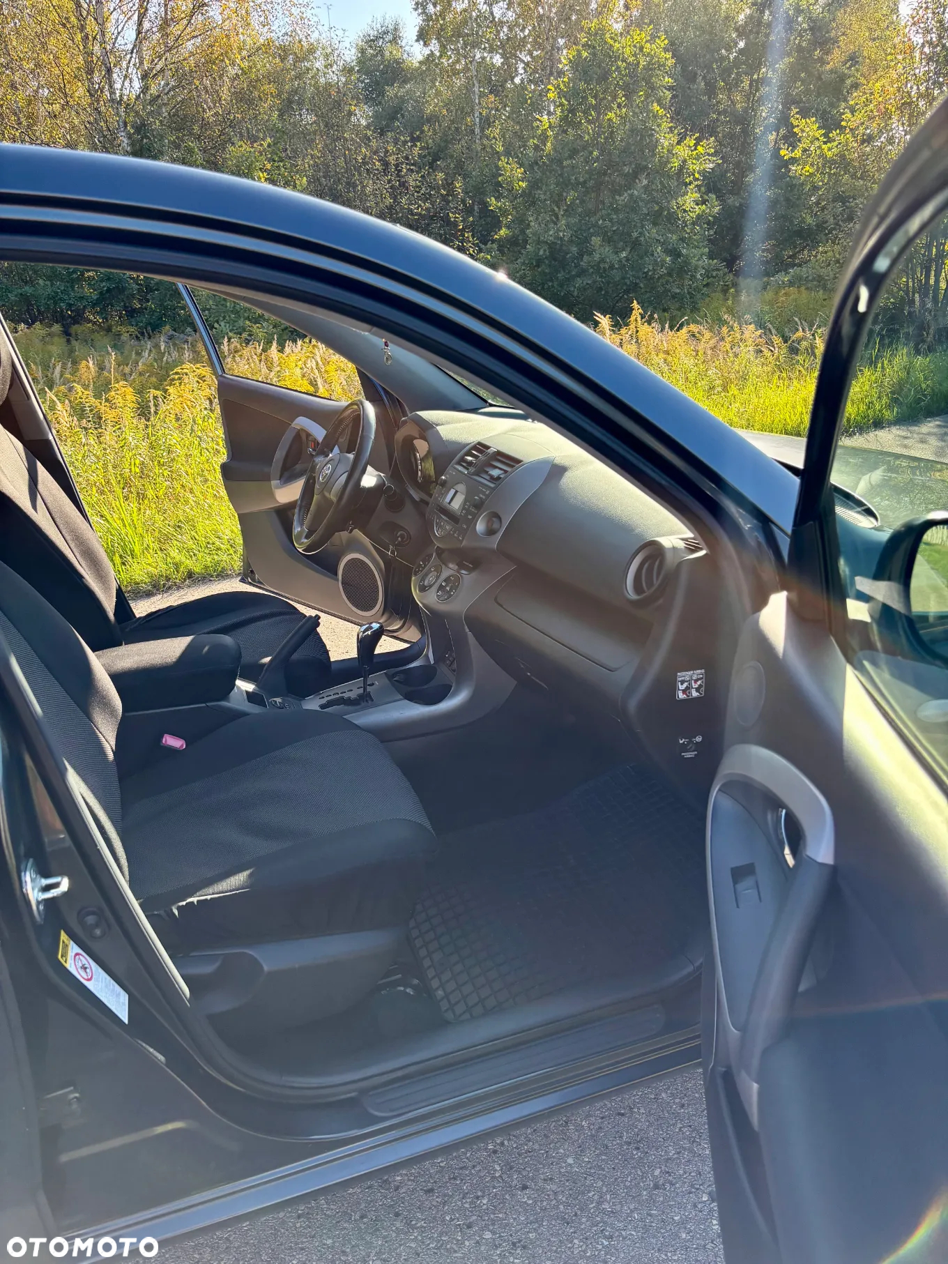 Toyota RAV4 2.0 VVT-i Premium - 13
