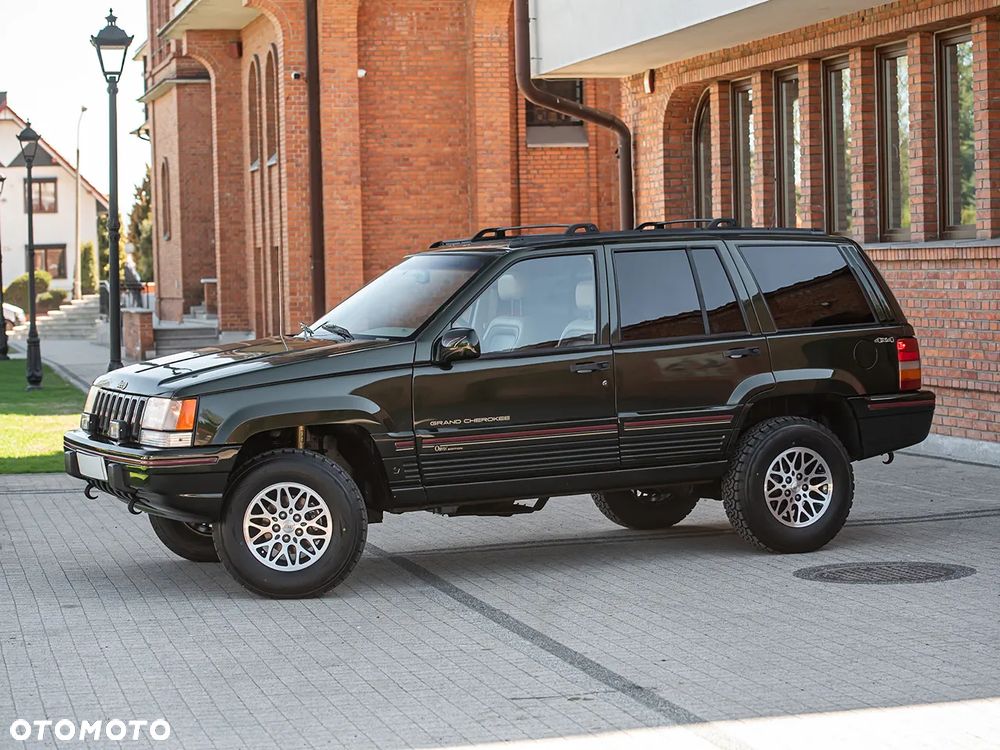 Jeep Grand Cherokee - 10