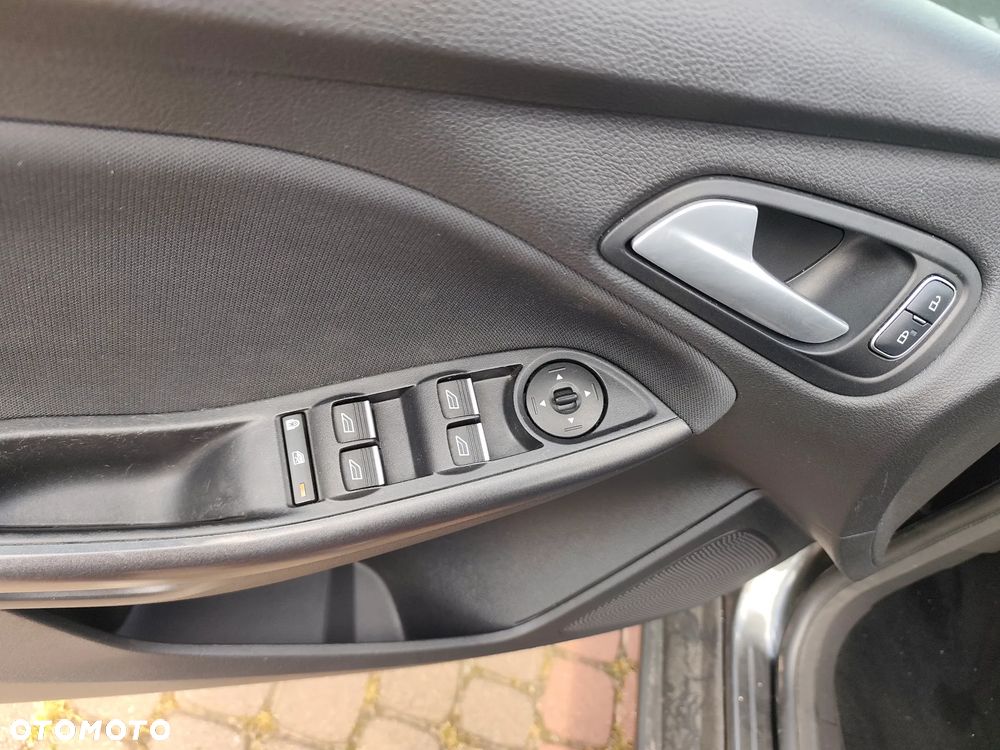 Ford Focus 1.0 EcoBoost Gold X (Edition) - 11