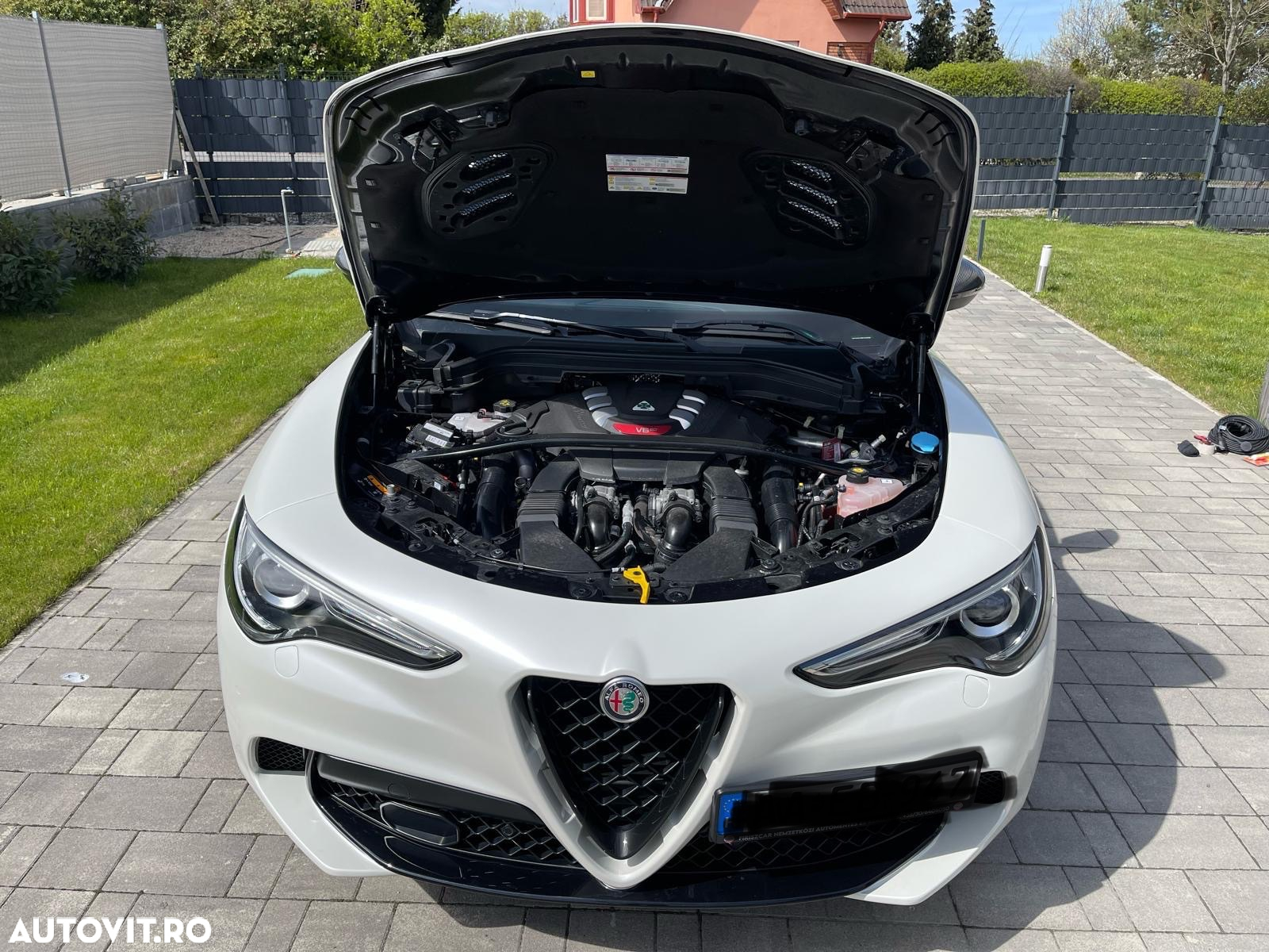 Alfa Romeo Stelvio 2.9 V6 Turbo AWD AT8 Quadrifoglio - 14