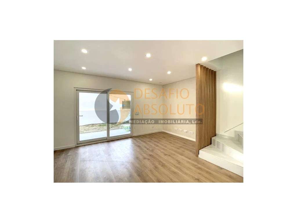 Moradias Geminadas T3 - Pinhal do General, Fernão Ferro - Grande imagem: 2/14