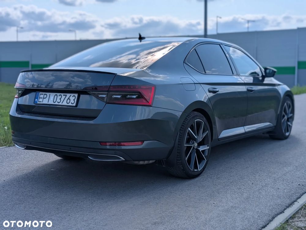 Skoda Superb 2.0 TSI DSG Sportline - 3