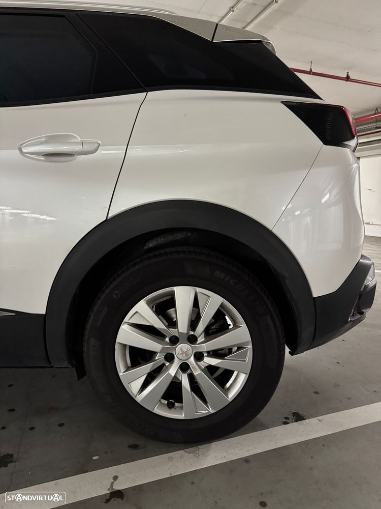 Peugeot 3008 1.5 BlueHDi GT - 17