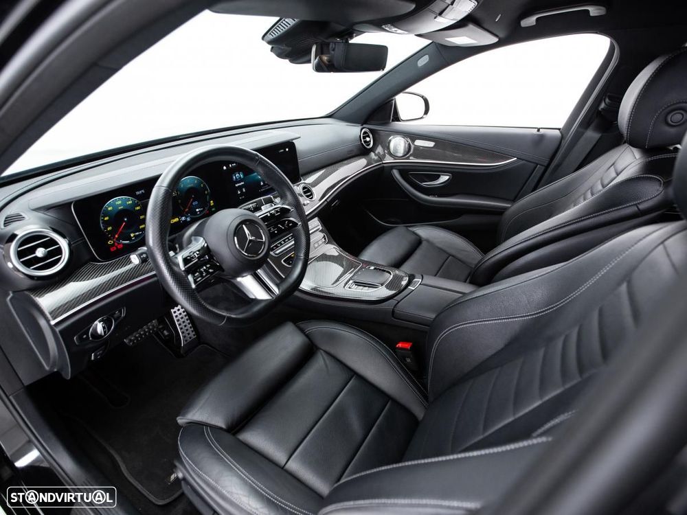 Mercedes-Benz E 300 de 4Matic 9G-TRONIC AMG Line — fotografia 7