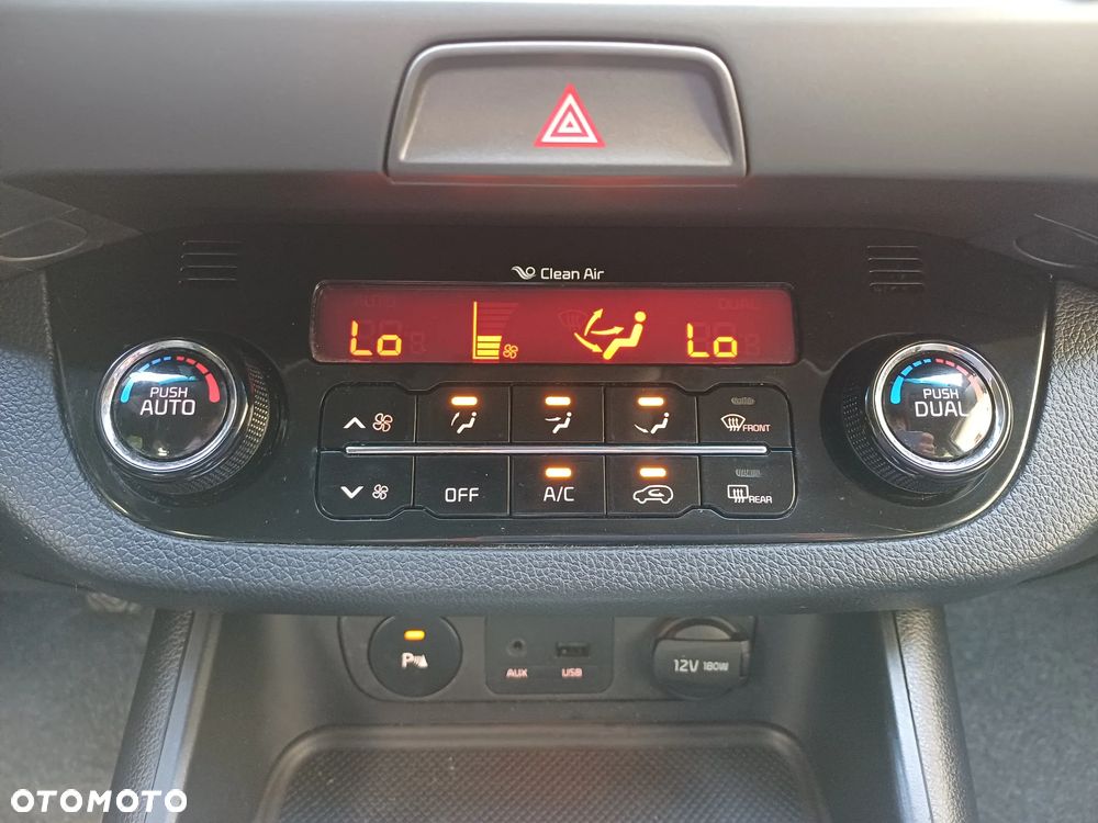 Kia Sportage 1.7 CRDI 2WD ISG Dream-Team Edition - 10