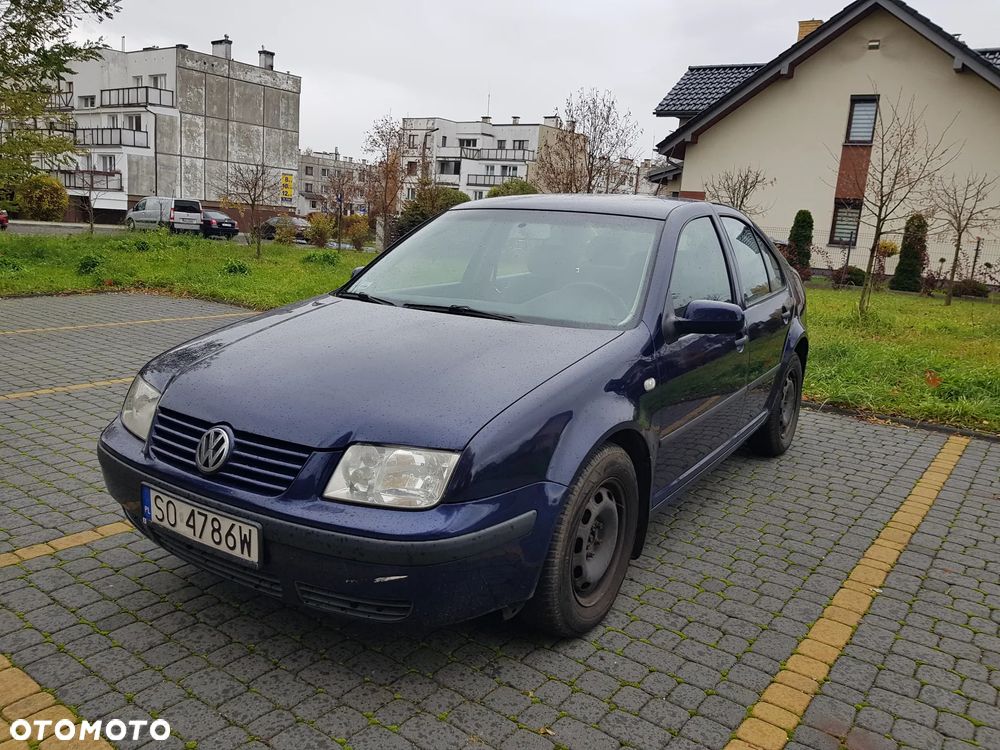 Volkswagen Bora 1.6 Comfortline - 2