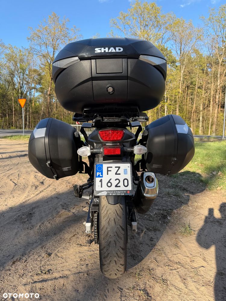 Suzuki V-STROM - 4