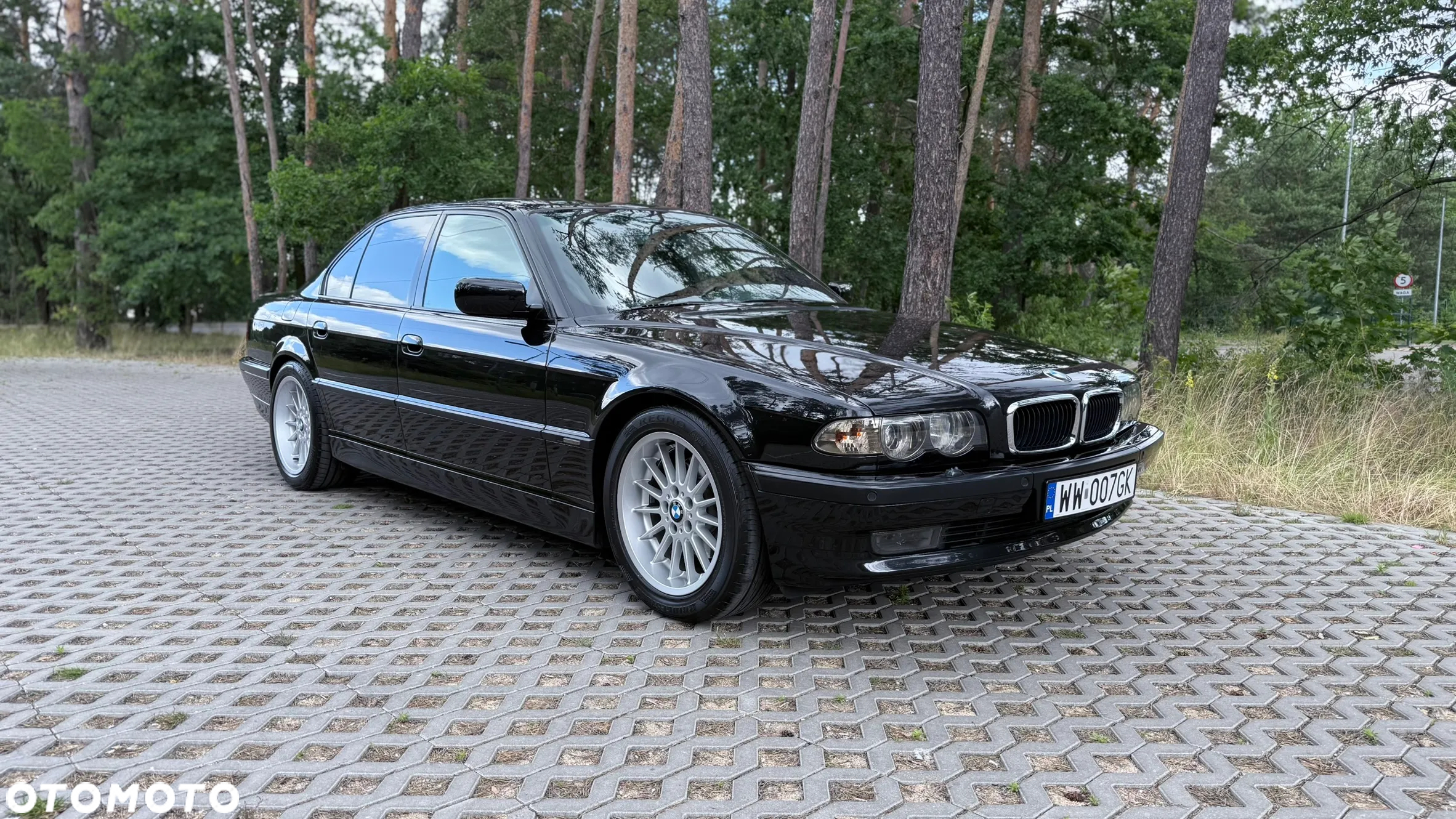 BMW Seria 7 740i - 13