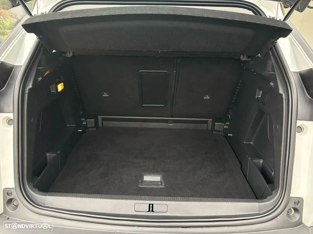 Peugeot 3008 1.2 PureTech Active Pack - 17