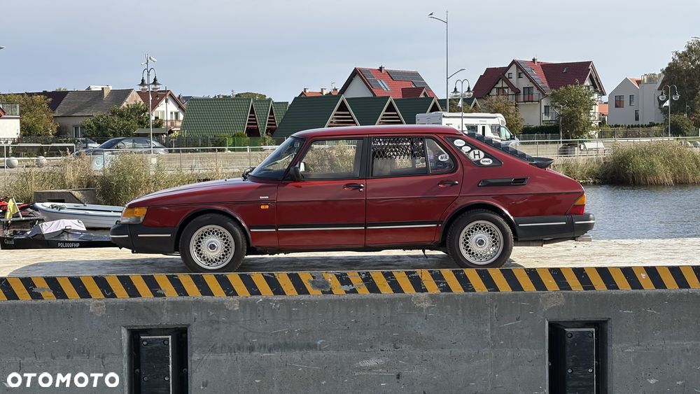 Saab 900 - 6