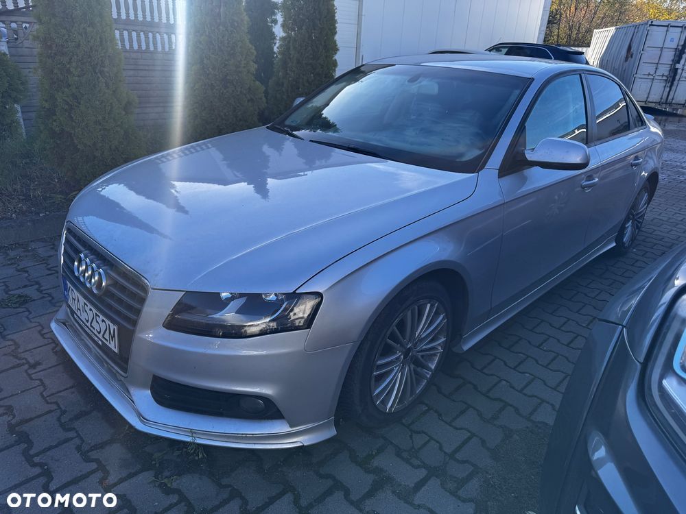 Audi A4 Limousine - 2