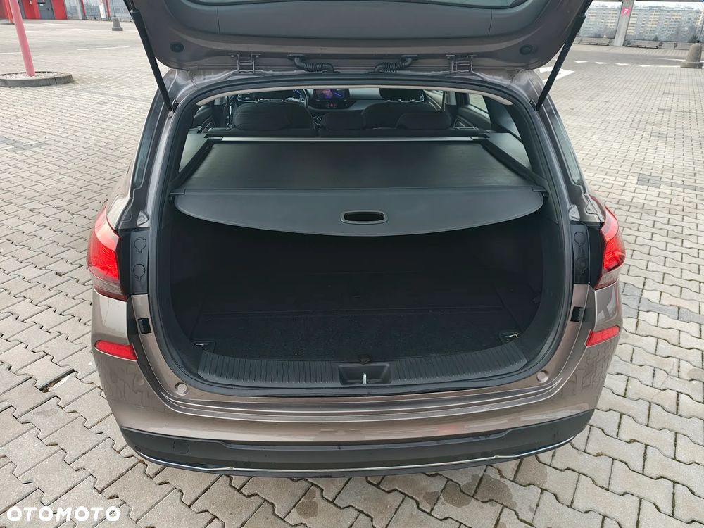 Hyundai i30 1.5 DPI Modern - 29