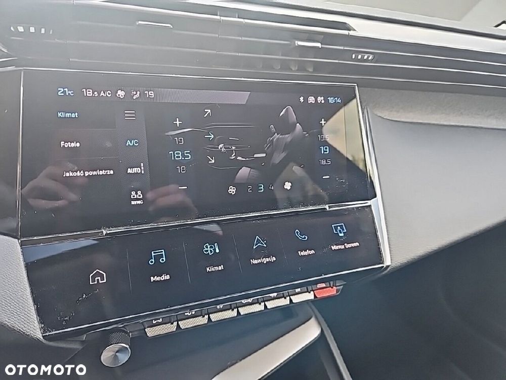 Peugeot 308 - 22