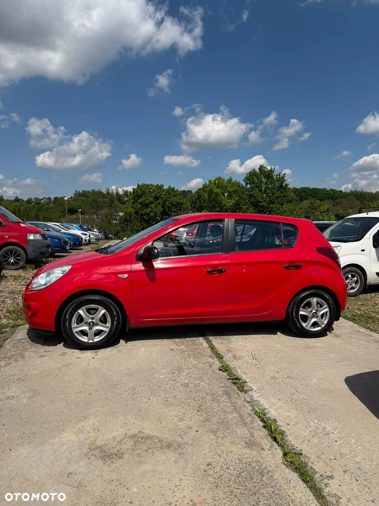 Hyundai i20 1.2 Classic + - 3