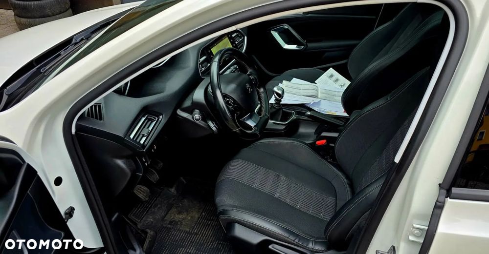 Peugeot 308 SW BlueHDi 130 Stop & Start Active Business-Paket - 33