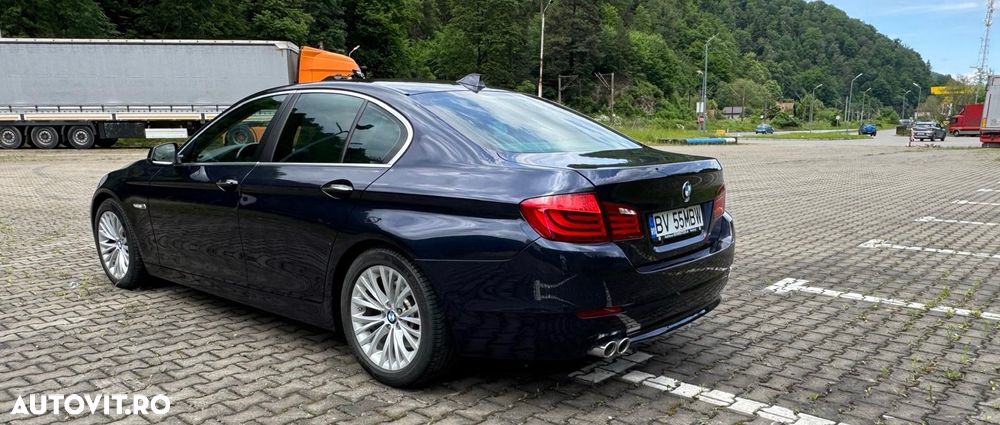BMW Seria 5 525d xDrive Sport-Aut. - 4