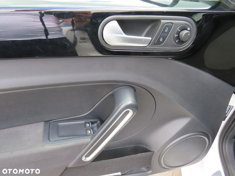 Volkswagen Beetle 2.0 TDI - 25
