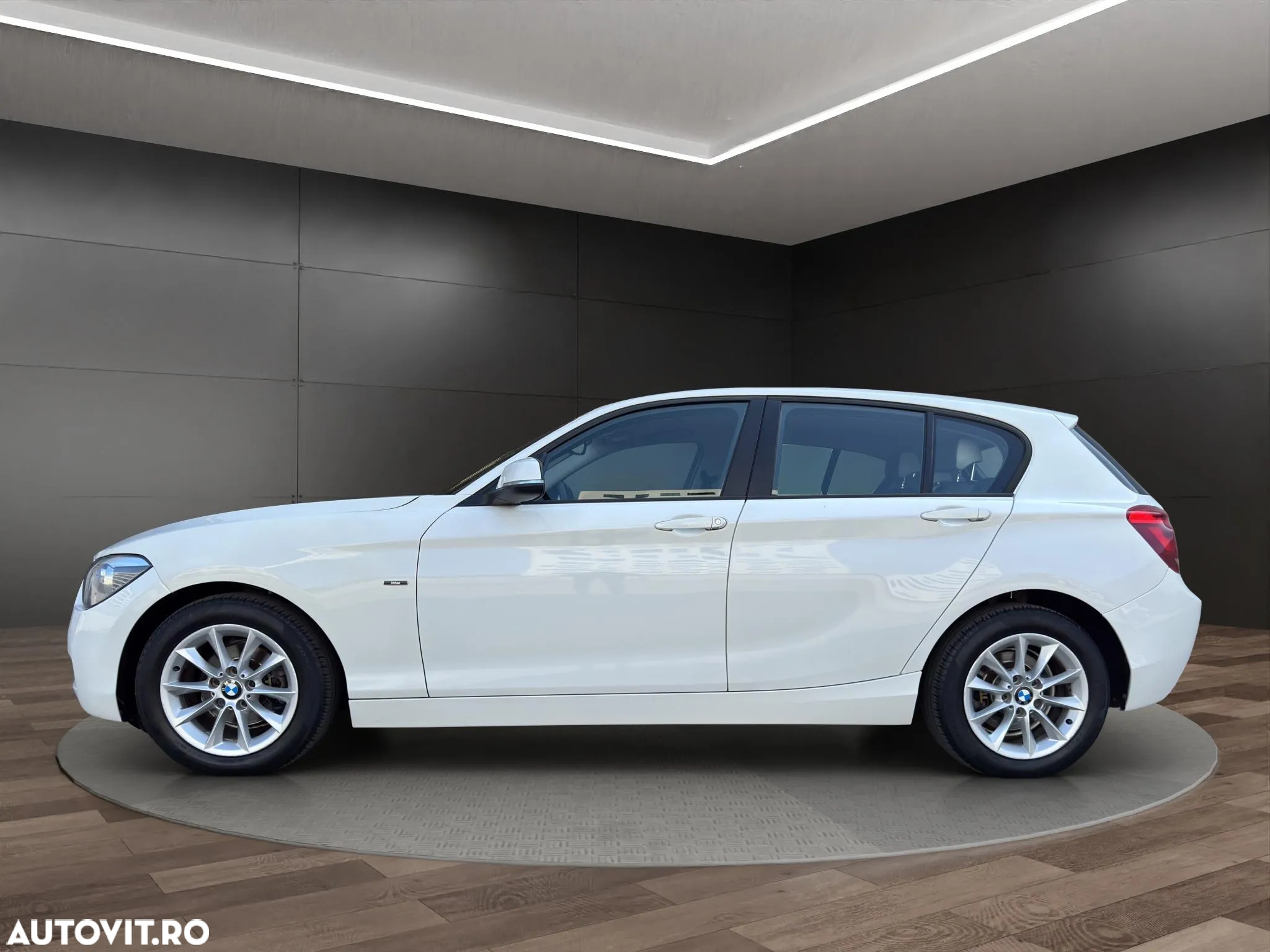 BMW Seria 1 116d Aut. - 18