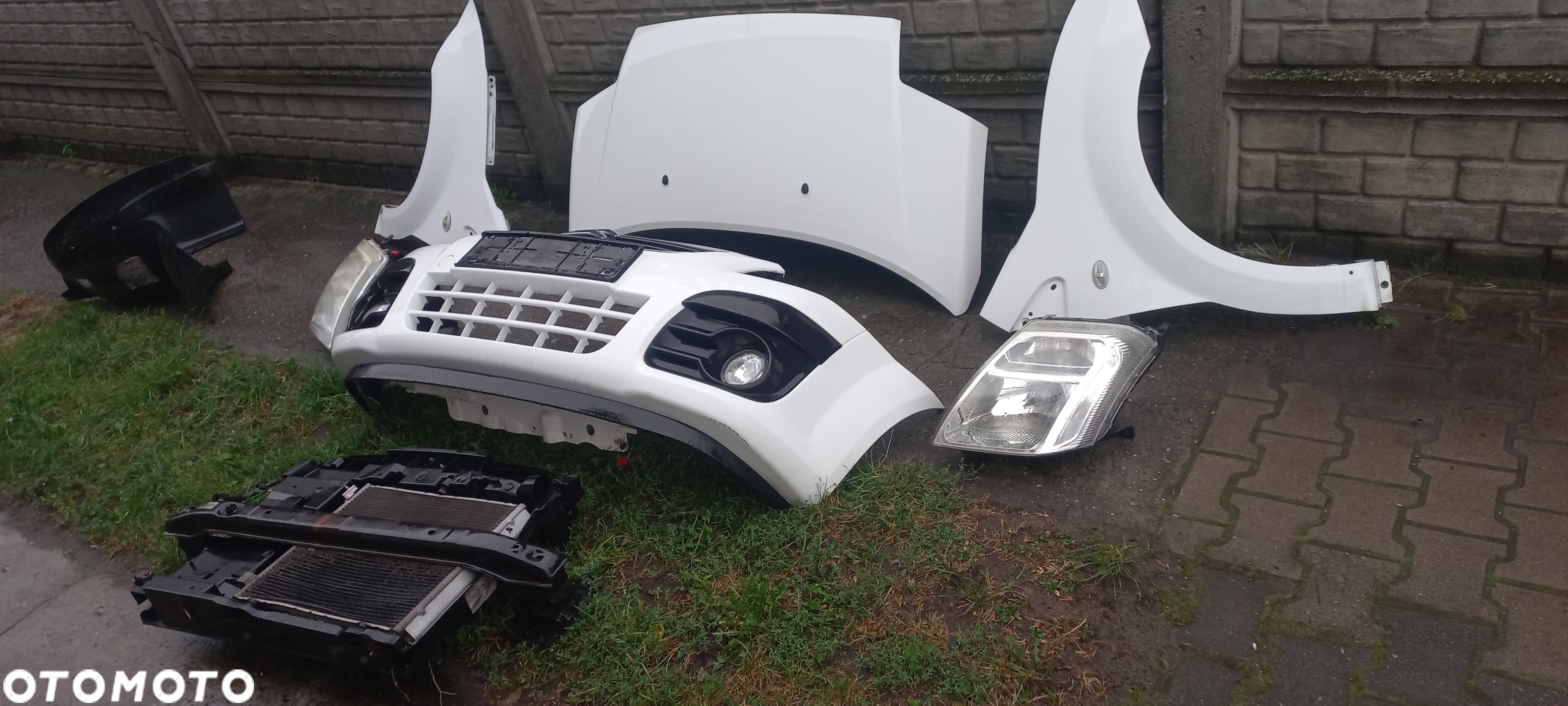 Zderzak Przód maska blotnik lampy  CITROEN C2 EWPB poznan - 3