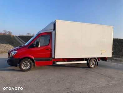 Mercedes-Benz Sprinter - 2
