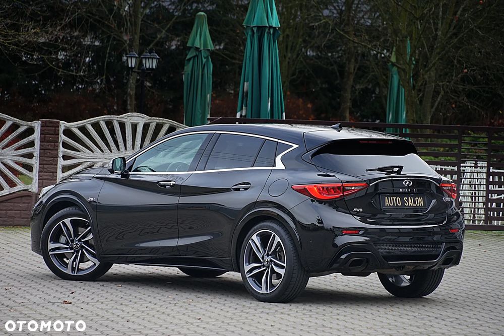 Infiniti Q30 2.0t DCT AWD Sport - 18