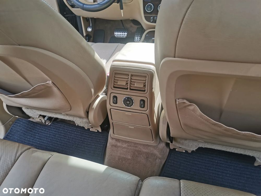 Mercedes-Benz ML 320 - 13