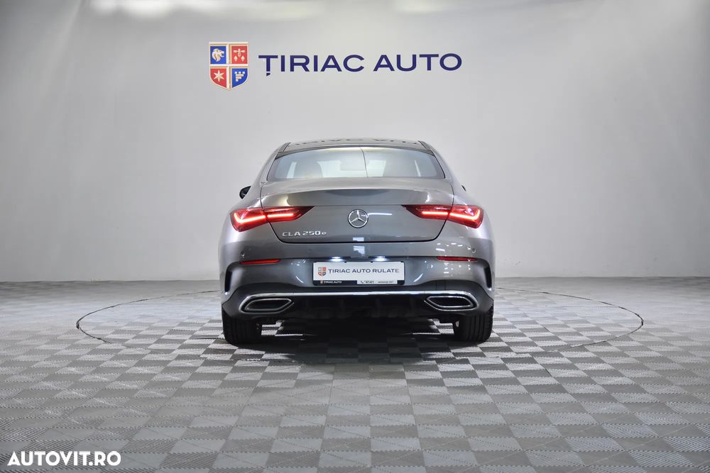 Mercedes-Benz CLA 250 e 8G-DCT AMG Line - 5