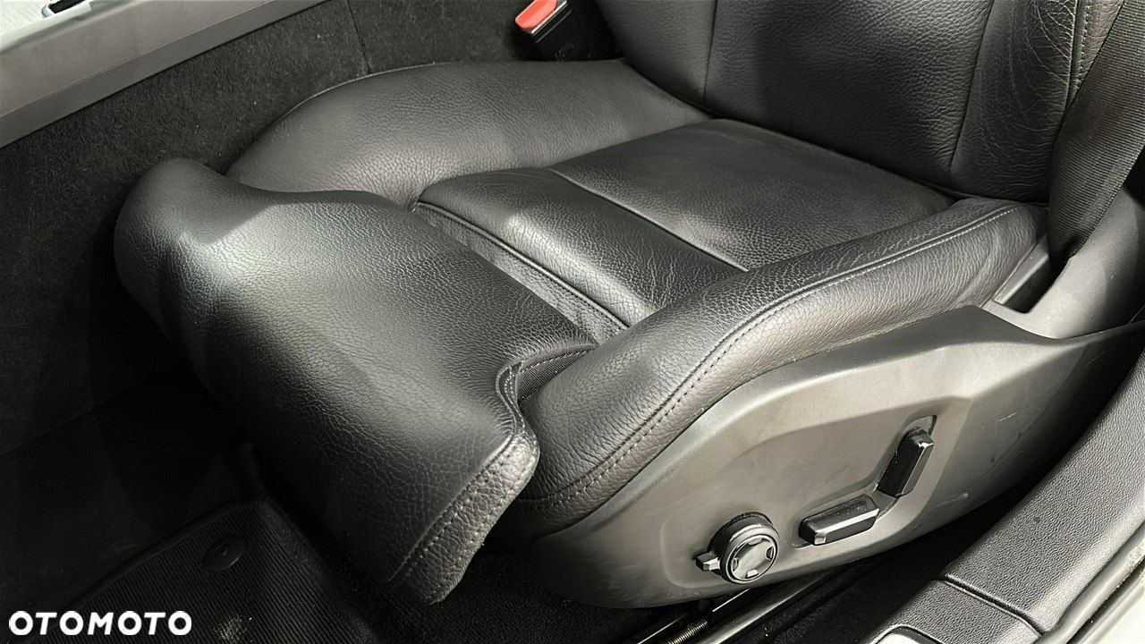 Volvo V60 B5 B AWD Inscription - 17