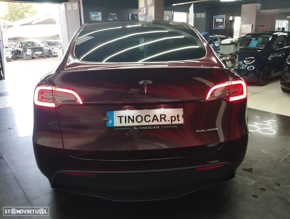 Tesla Model Y 2023 photo 4