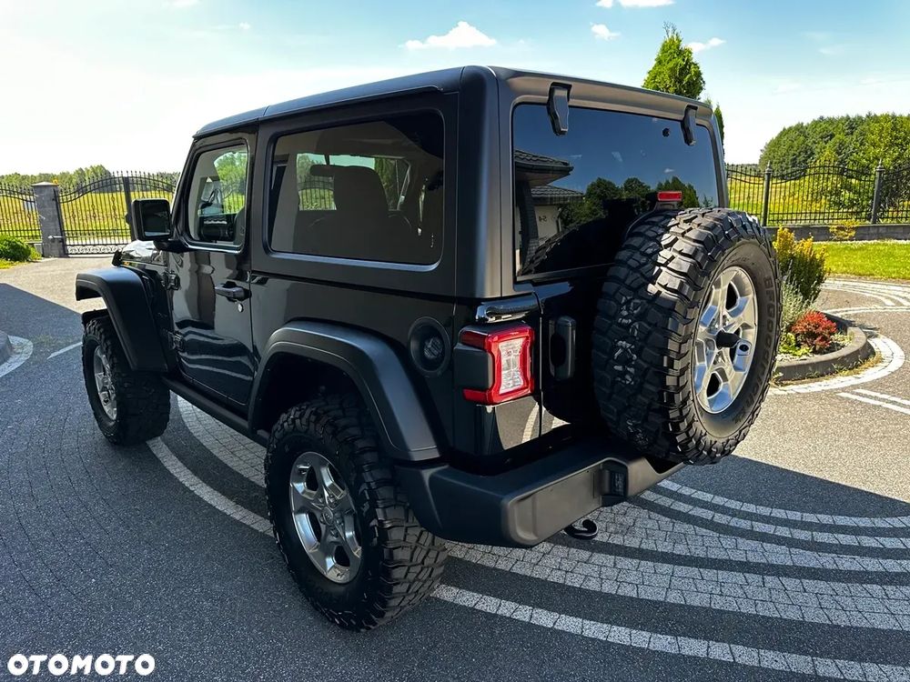 Jeep Wrangler - 7