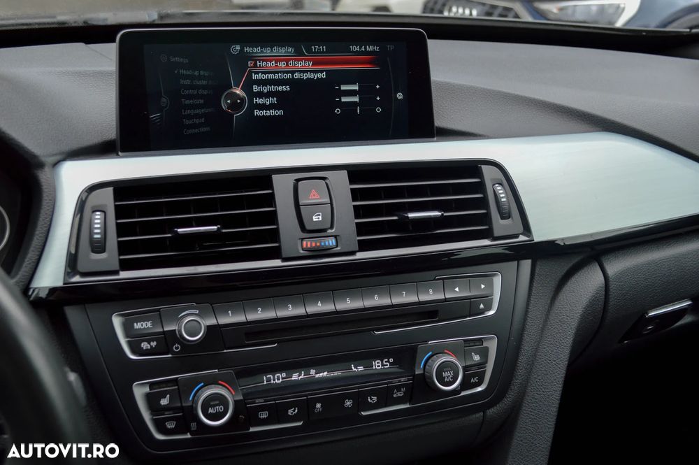 BMW Seria 3 320d Aut. M Sport - 30
