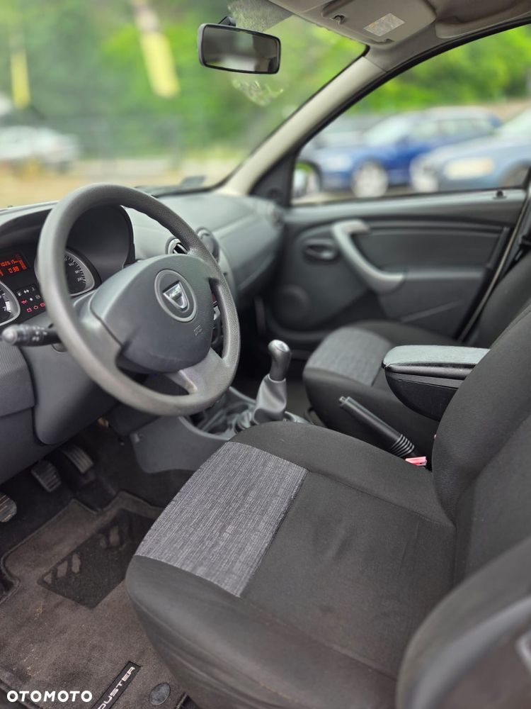 Dacia Duster 1.6 - 9