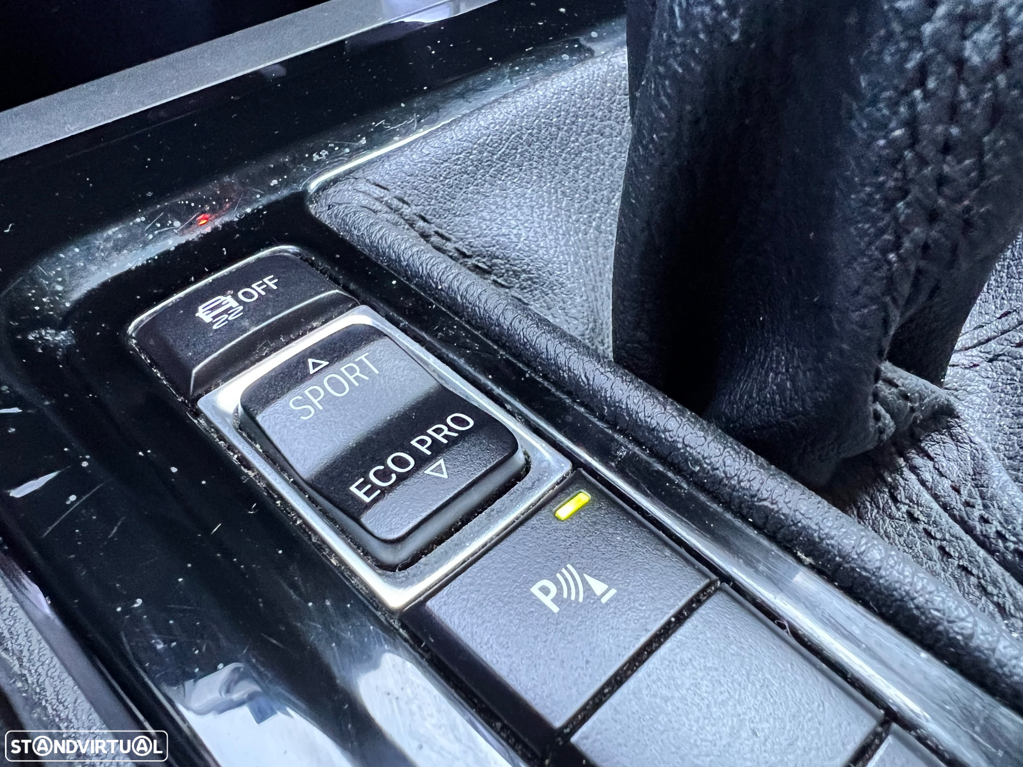 BMW X1 18 d sDrive Auto Pack M - 28