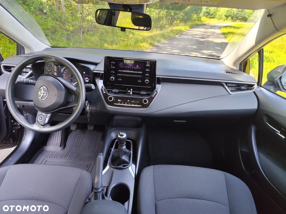 Toyota Corolla 1.6 Comfort - 13