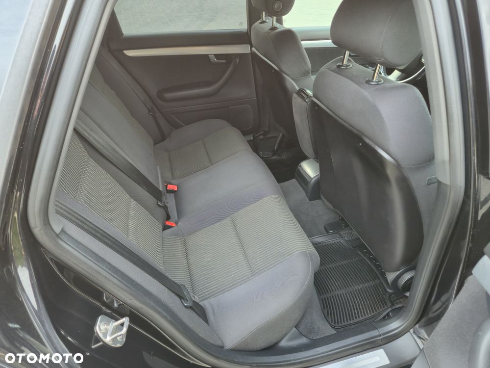 Audi A4 Avant 2.0 TDI DPF Attraction - 13