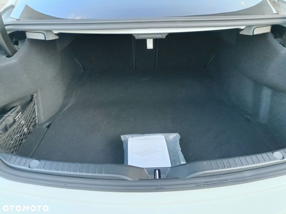 Mercedes-Benz Klasa C 200 4MATIC 9G-TRONIC - 23