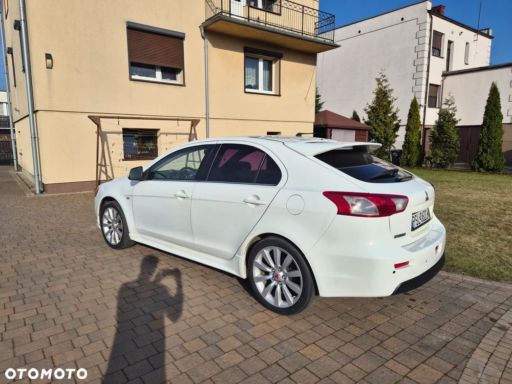Mitsubishi Lancer - 5