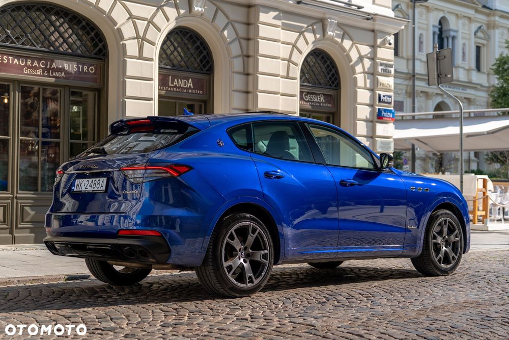 Maserati Levante Q4 GranSport - 5