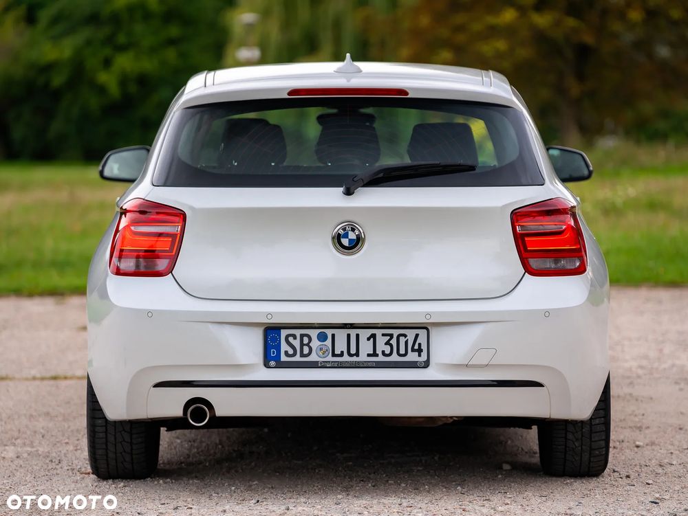BMW Seria 1 116d Sport Line - 7