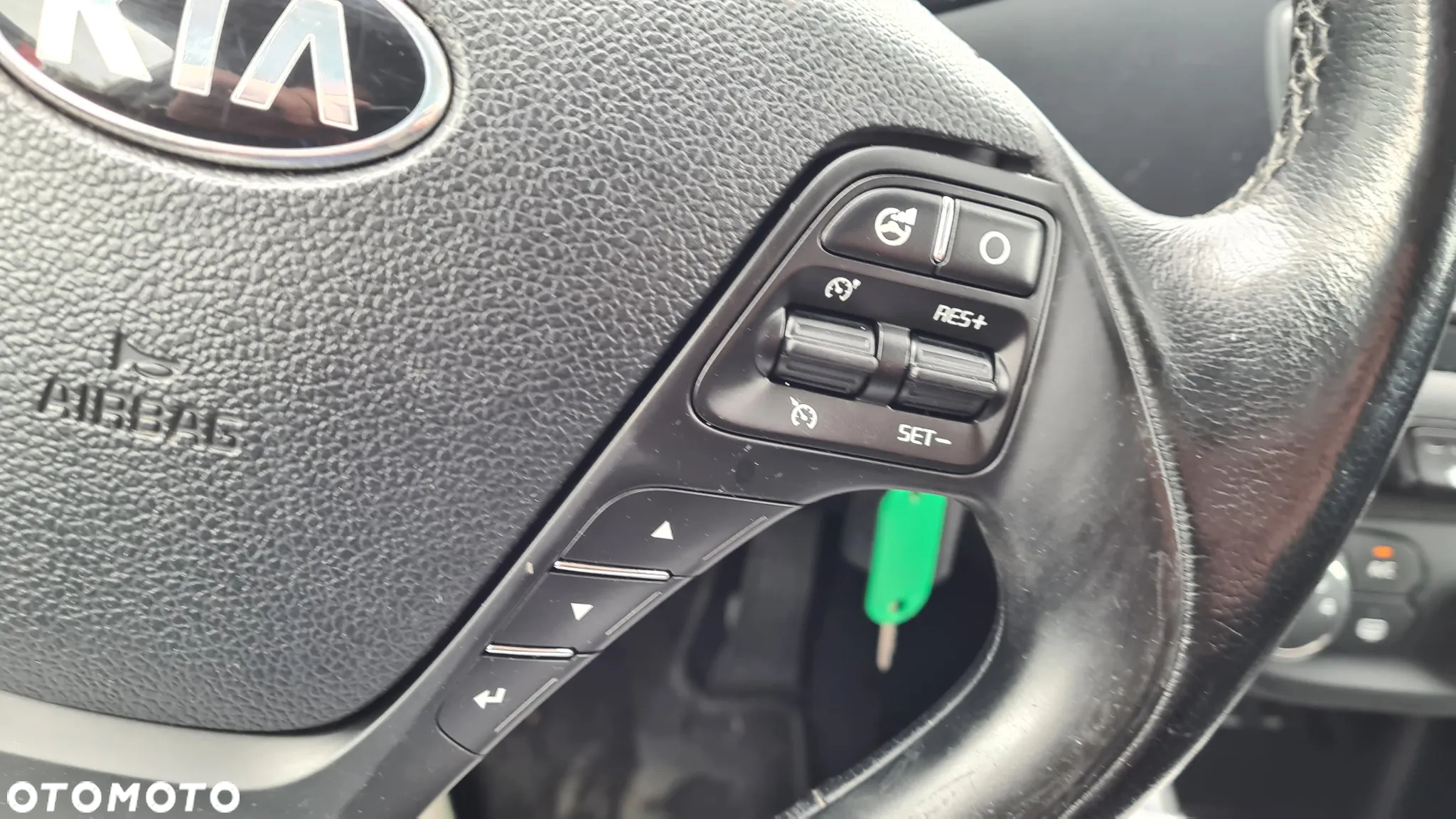 Kia Ceed - 28