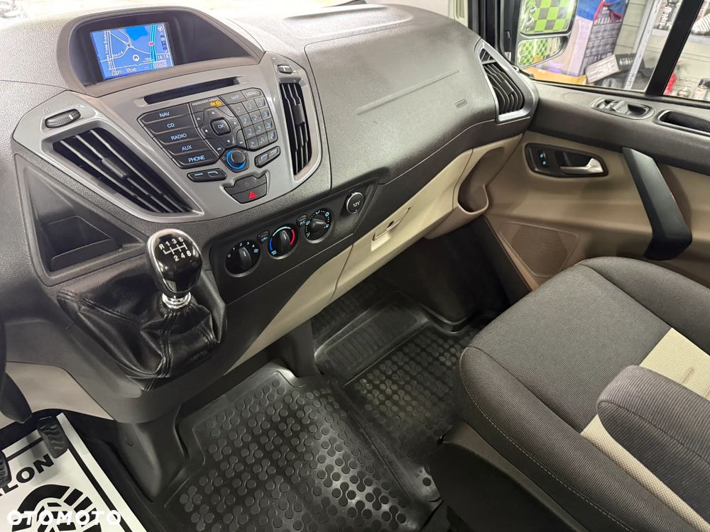 Ford Transit Custom 310 L2H1 Limited - 21