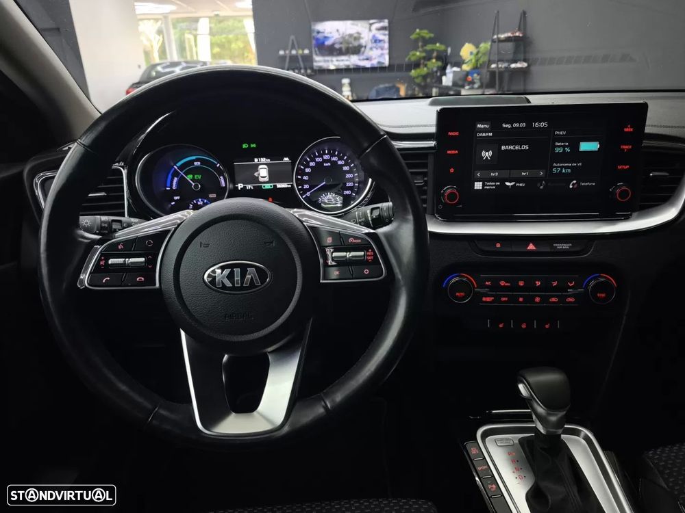 Kia XCeed 1.6 GDi PHEV Tech - 25