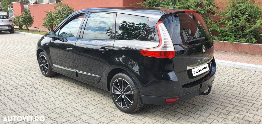 Renault Grand Scenic - 10