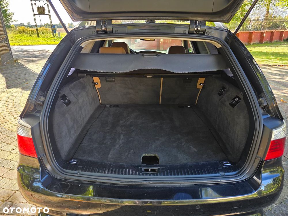 BMW Seria 5 535d - 35