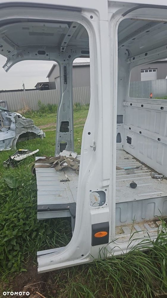 MASTER III MOVANO słupek lewy - 1