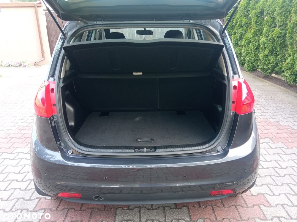 Kia Venga 1.4 M - 14